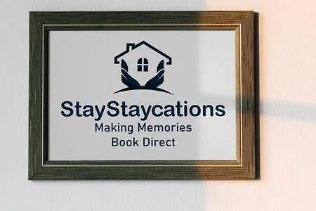 Ellan Hay By Staystaycations Bristol